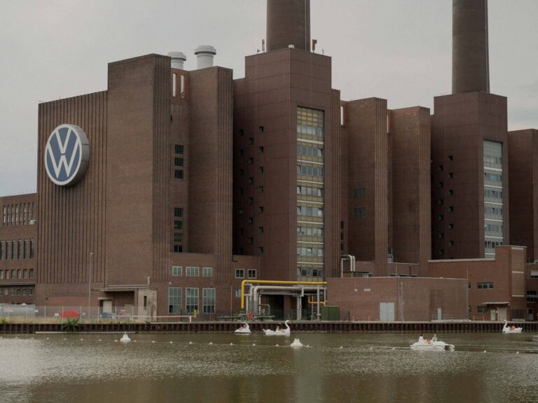 Γερμανία: Η Volkswagen σε βαθιά κρίση, το Βερολίνο σε πανικό, η Ευρώπη σε τρόμο
